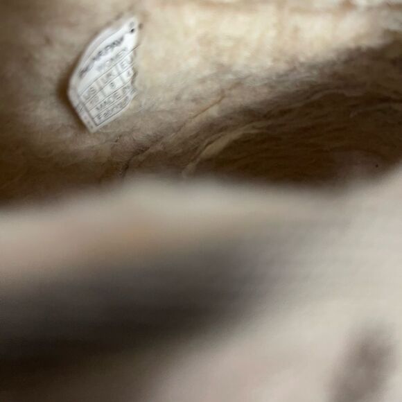 BEARPAW
WOMENS RETRO SHORTY LEATHER SUEDE TAUPE PLATFORM FUR BOOT SZ10 - Picture 11 of 16